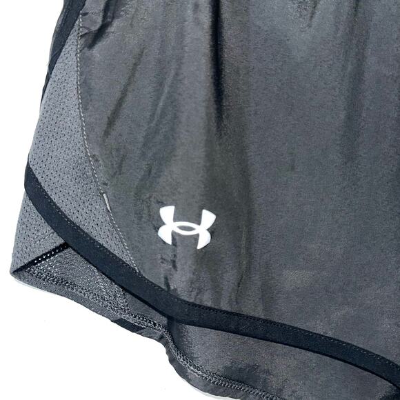 Under Armour Women’s Running Fly By 2.0 Shorts Size XL - Picture 2 of 8